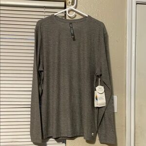 Vuori Men's Gray Long Sleeve Shirt